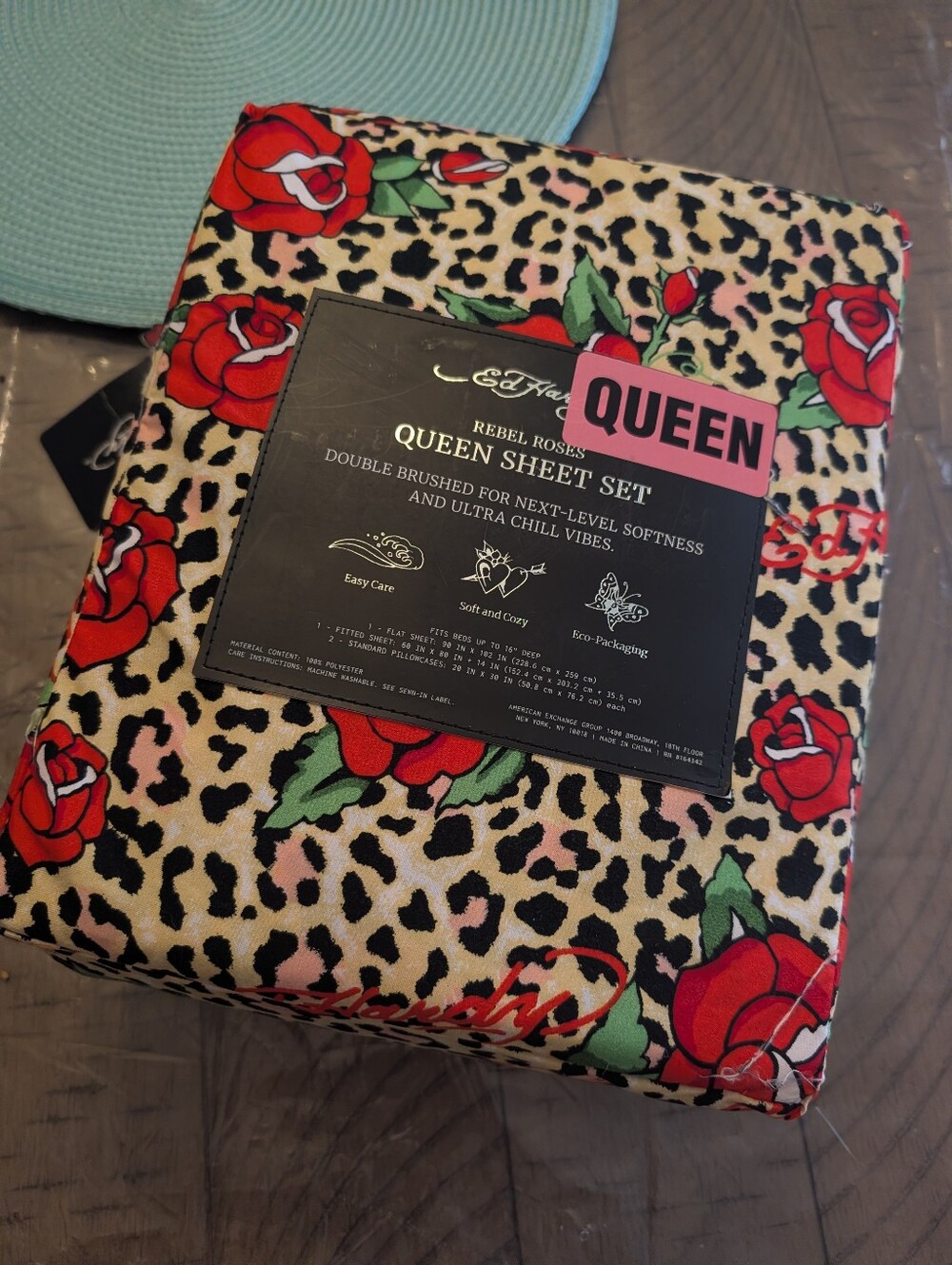 Ed Hardy Queen Sheet Set - Red Roses with Cream Leopard Print